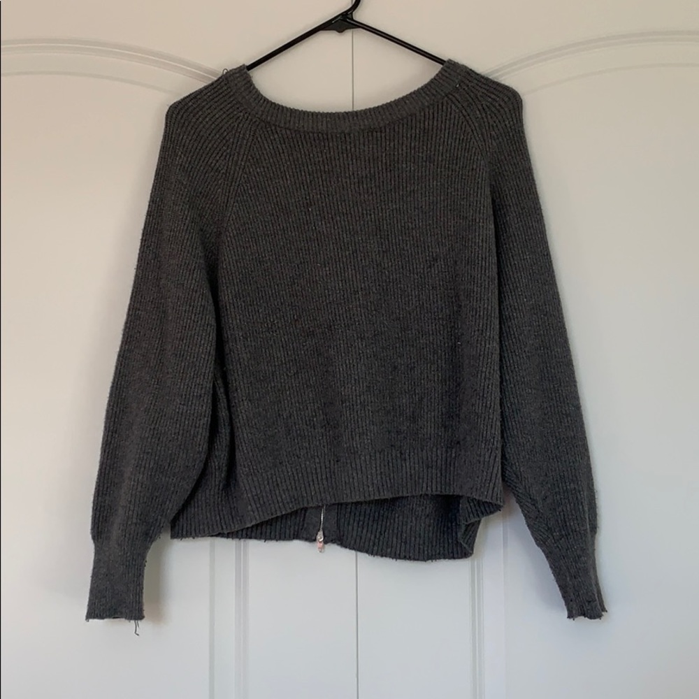 Grey zipper up sweater shirt